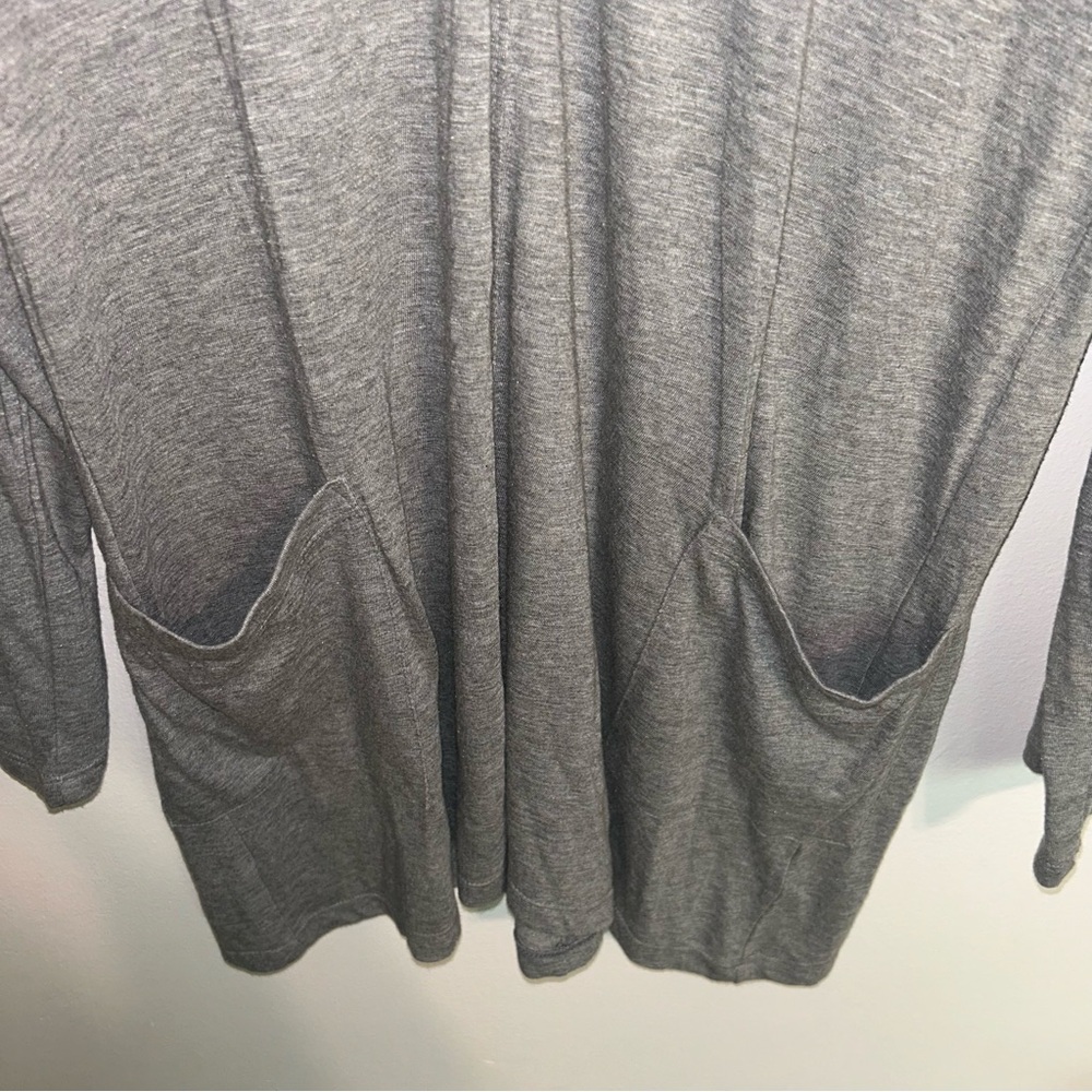 J.Jill Tunic Top w/ Pockets Knit Long Shirt Modal Size M Medium  Heathered Gray - Picture 5 of 8